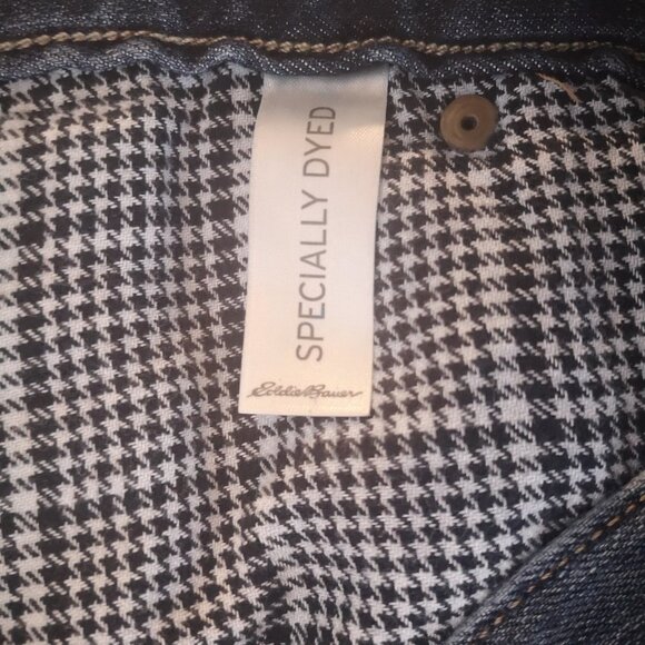 Eddie Bauer Ladies Boyfriend Fit Medium Wash Relaxed Leg Lined Jeans - Picture 9 of 16